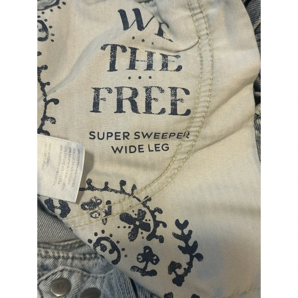 We The Free Free People Super Sweeper Wide Leg Jeans Light Wash Blue Denim Large